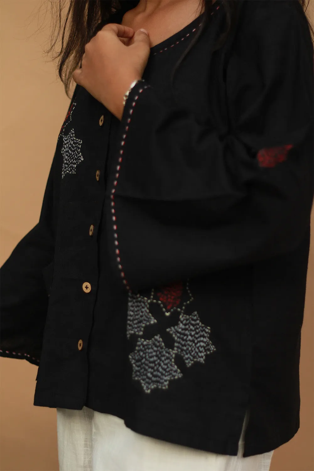 Ambrai |  Embroidered Cotton Shirt | Noir