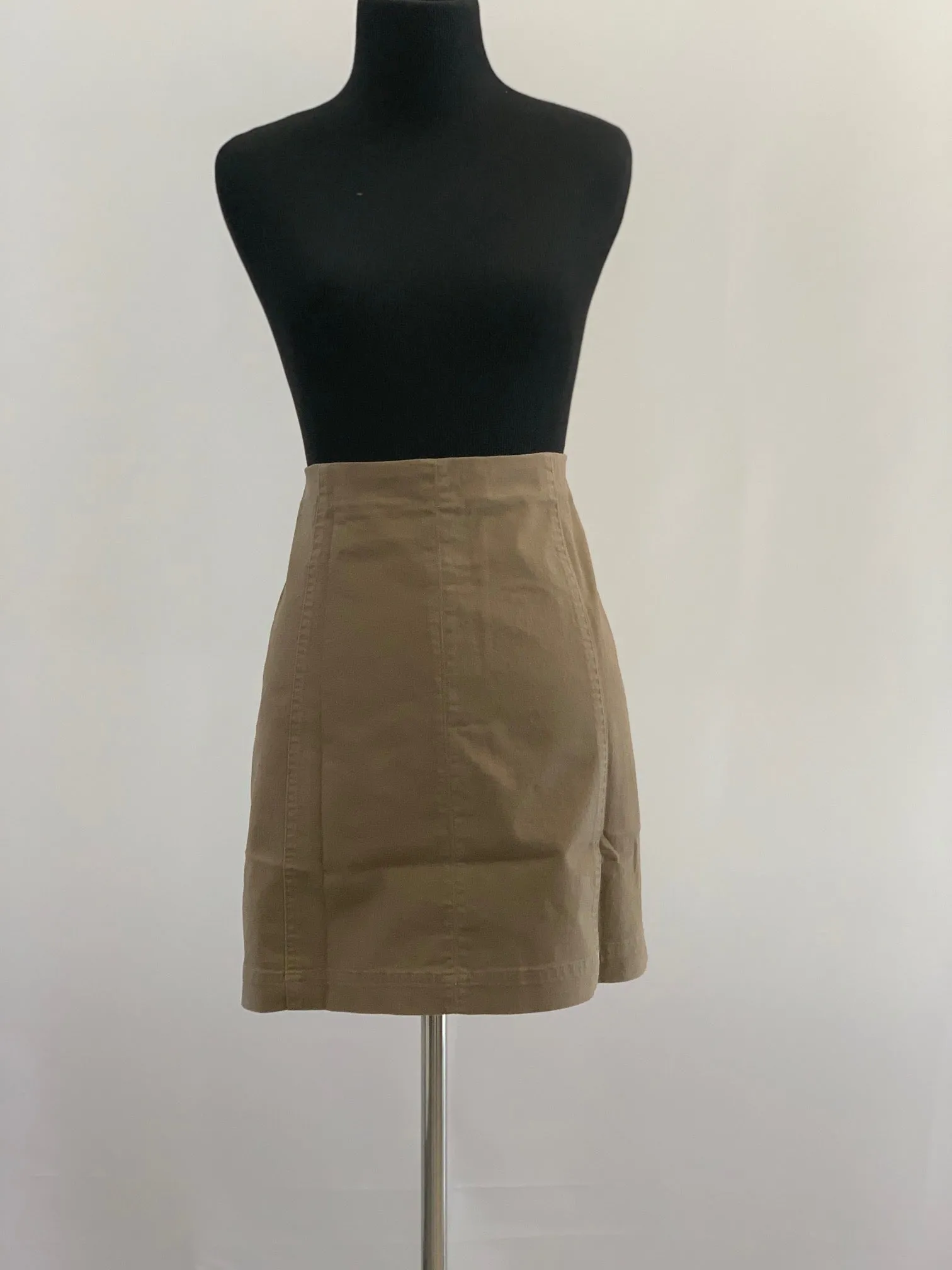 High waisted skirt